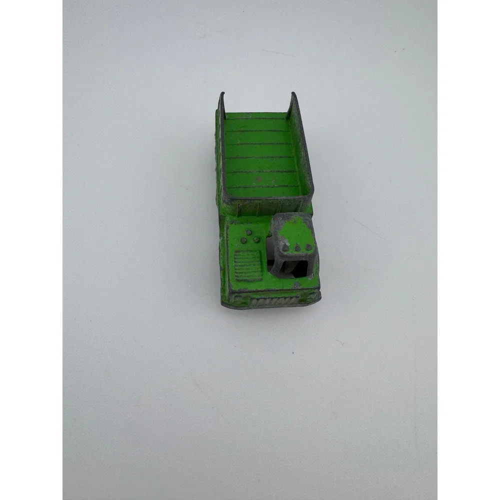 Vintage 1967 Tootsie Toy Diecast Shuttle‎ Truck Green Dump Truck Made in Chicago